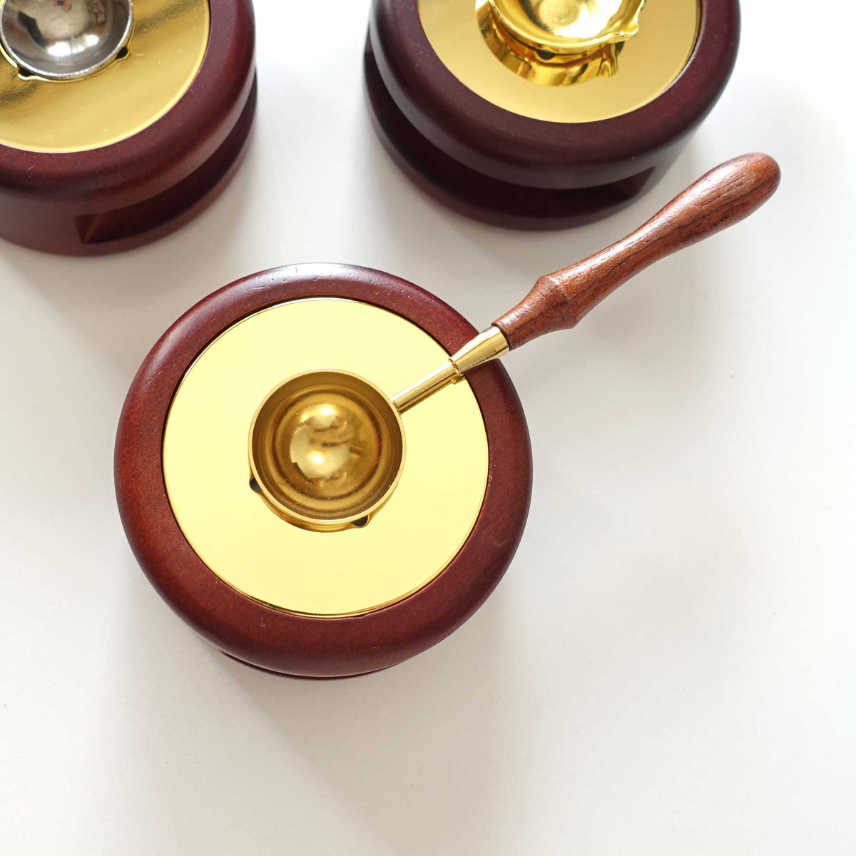 Golden wooden handle medium wax seal spoon